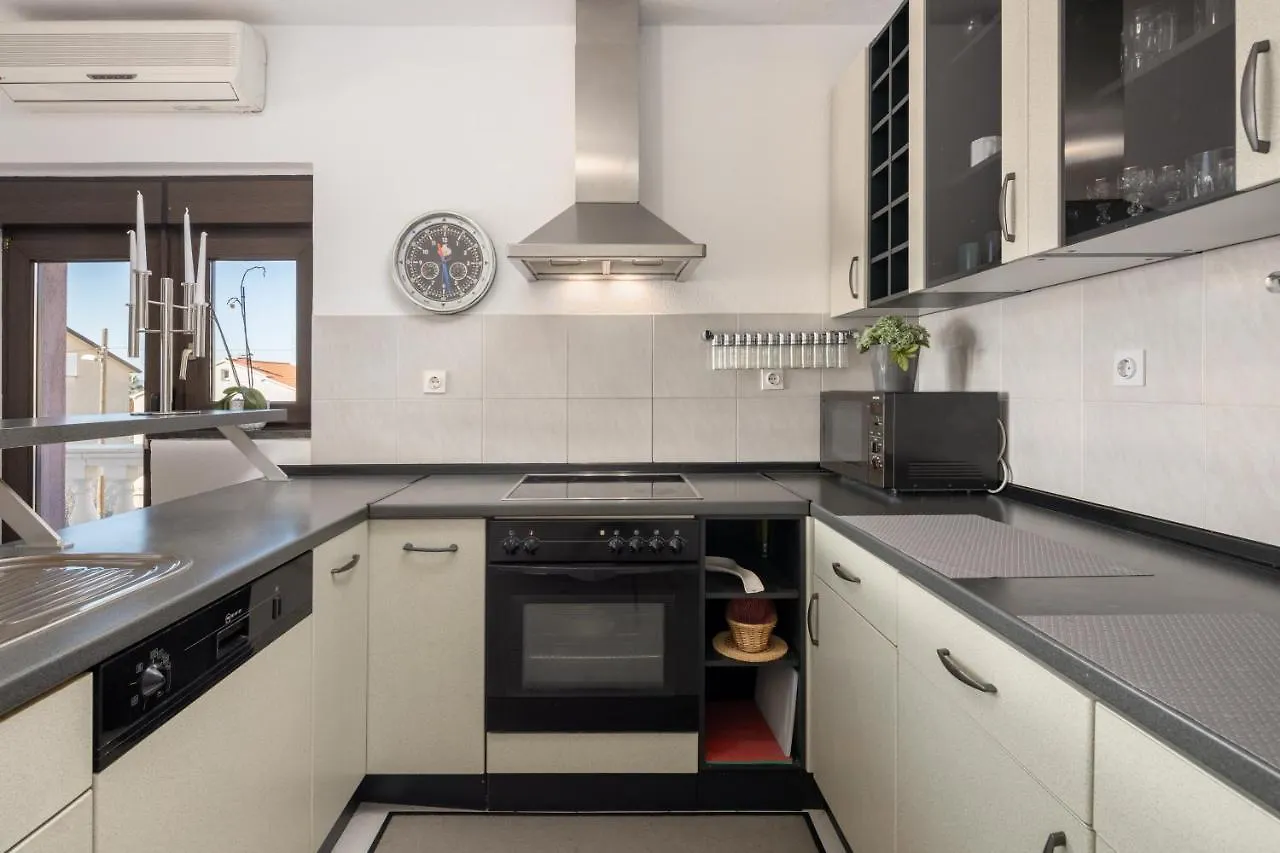 Apartment Marija Kastela Croatia